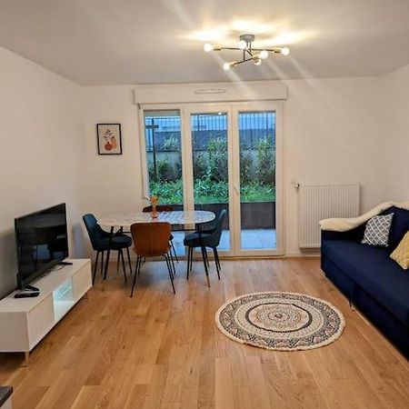 Charmant T2 Tout Neuf Avec Parking Plaisir Exteriör bild