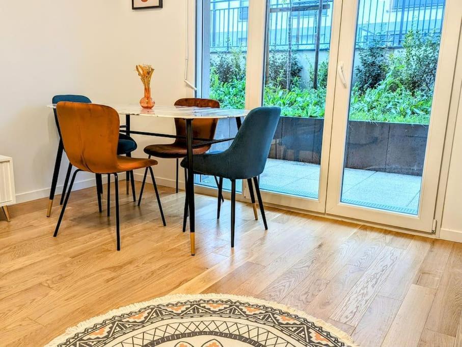 Charmant T2 Tout Neuf Avec Parking Plaisir Exteriör bild
